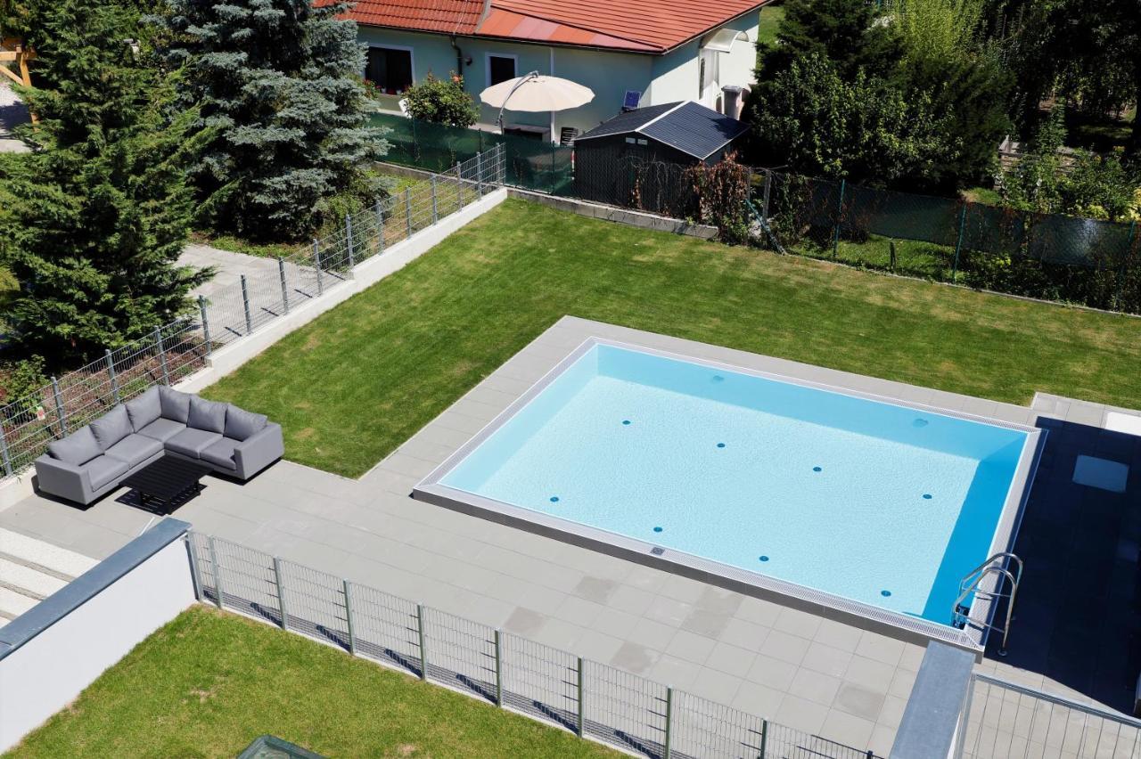 Rooftop Terrace, Free Garage Parking And Pool! Wien Ngoại thất bức ảnh