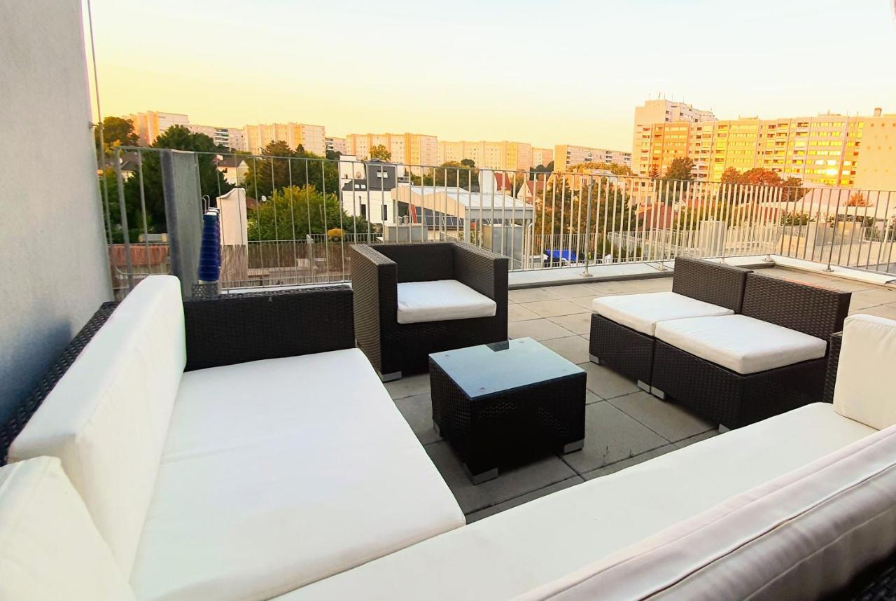 Rooftop Terrace, Free Garage Parking And Pool! Wien Ngoại thất bức ảnh